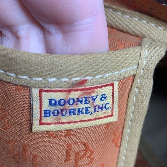 Dooney and Bourke Signature Tote orange - Picture 8 of 9
